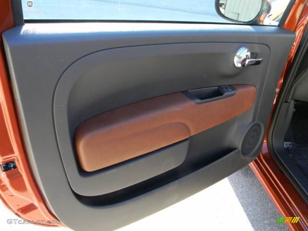 2012 Fiat 500 c cabrio Lounge Pelle Marrone/Avorio (Brown/Ivory) Door Panel Photo #58113797