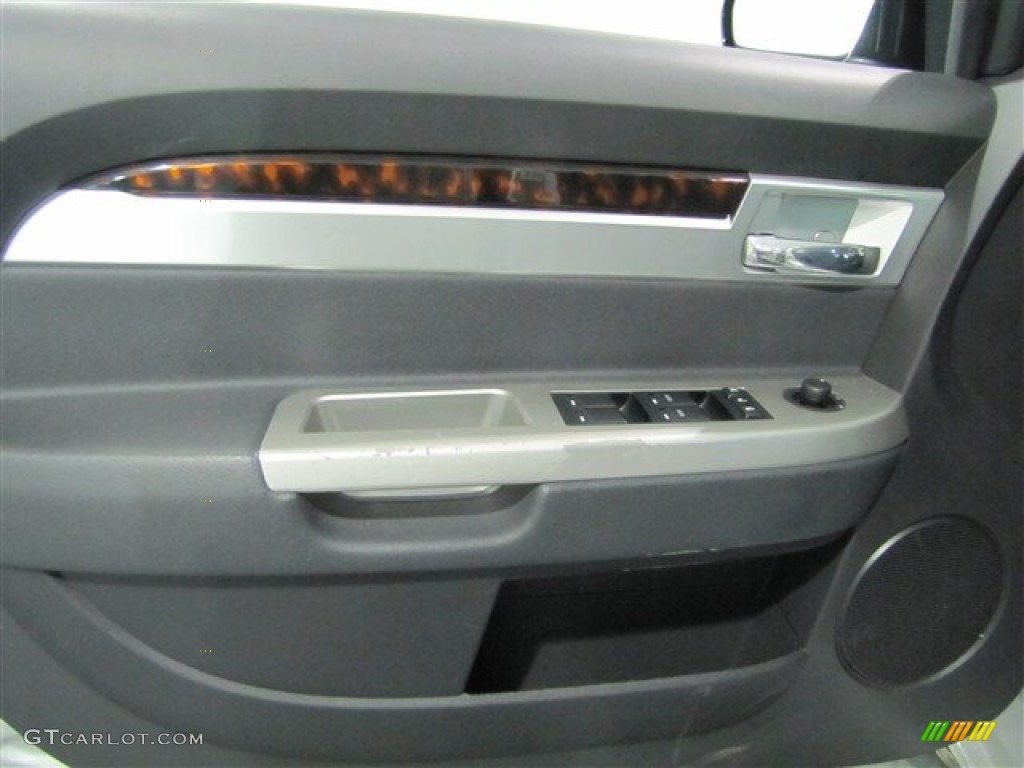 2009 Sebring Touring Sedan - Bright Silver Metallic / Dark Slate Gray photo #8