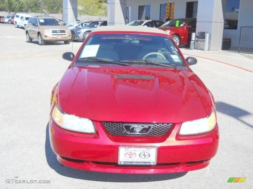 2000 Mustang V6 Convertible - Laser Red Metallic / Medium Parchment photo #2