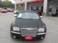 Brilliant Black - 300 C HEMI Photo No. 2