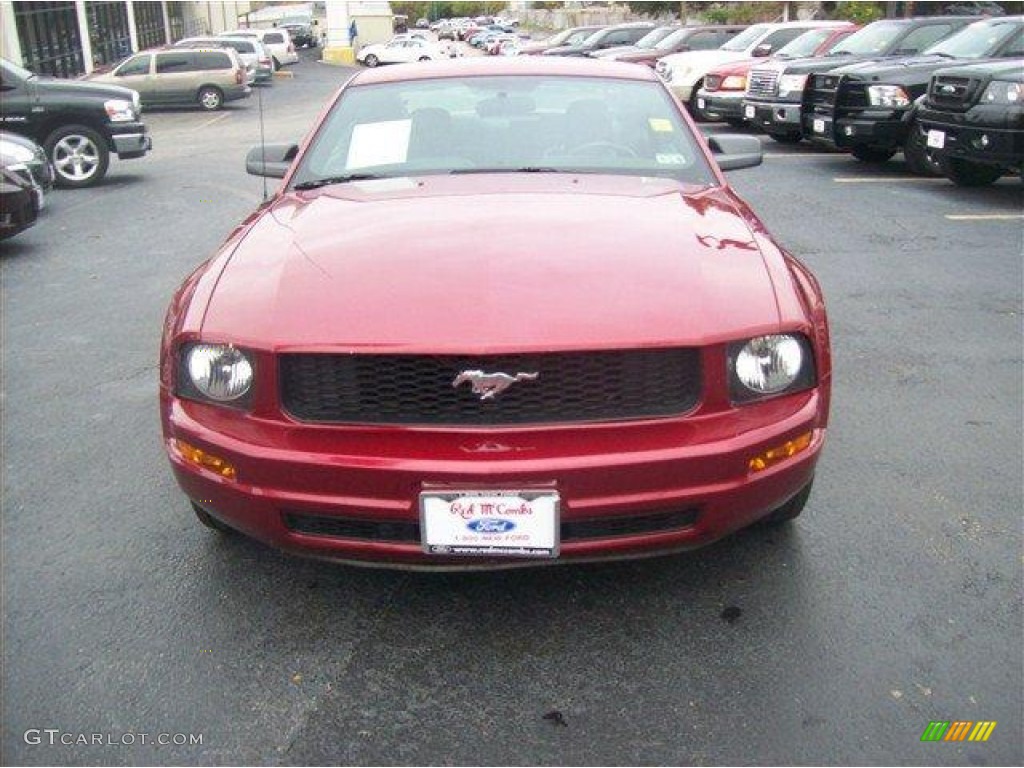 2007 Mustang V6 Premium Coupe - Redfire Metallic / Dark Charcoal photo #17