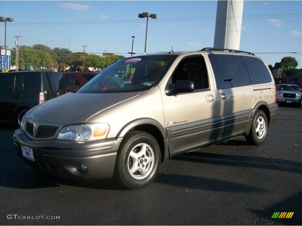 2003 Montana  - Light Taupe Metallic / Taupe photo #1