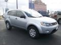 Cool Silver Metallic - Outlander ES Photo No. 3