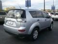 Cool Silver Metallic - Outlander ES Photo No. 5