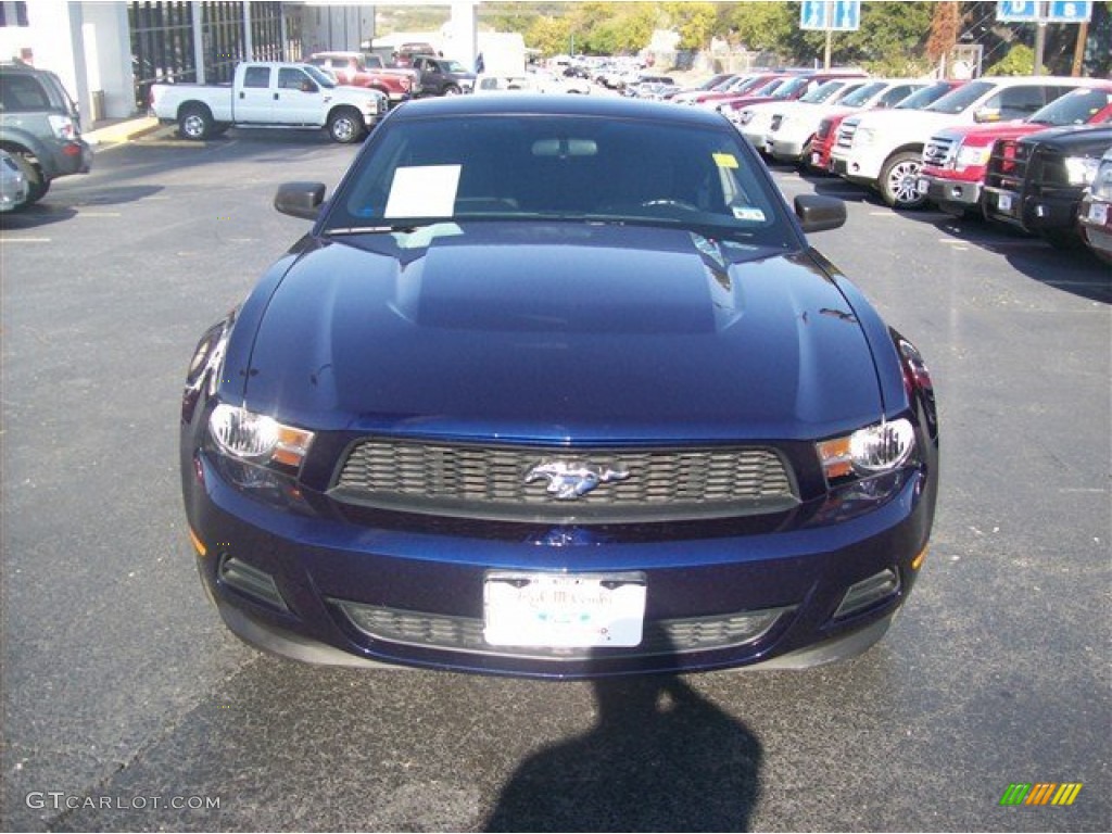 2011 Mustang V6 Coupe - Kona Blue Metallic / Charcoal Black photo #2