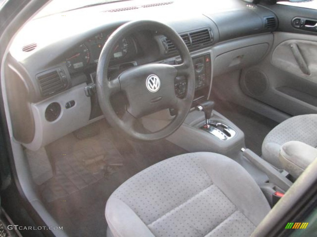 1999 Passat GLS Sedan - Royal Green Pearl / Grey photo #16