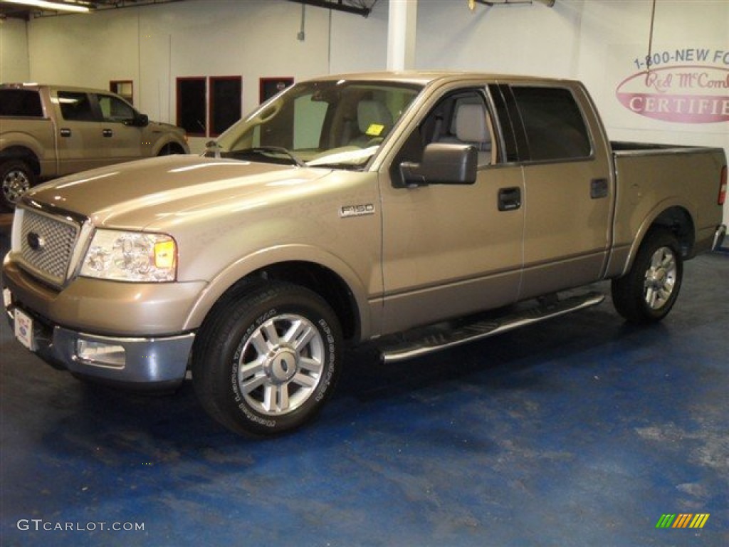 2004 F150 Lariat SuperCrew - Arizona Beige Metallic / Tan photo #5