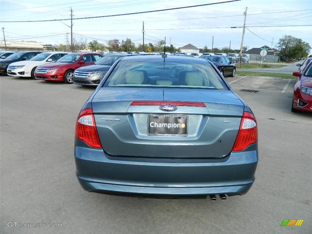 2012 Fusion SE - Steel Blue Metallic / Camel photo #6