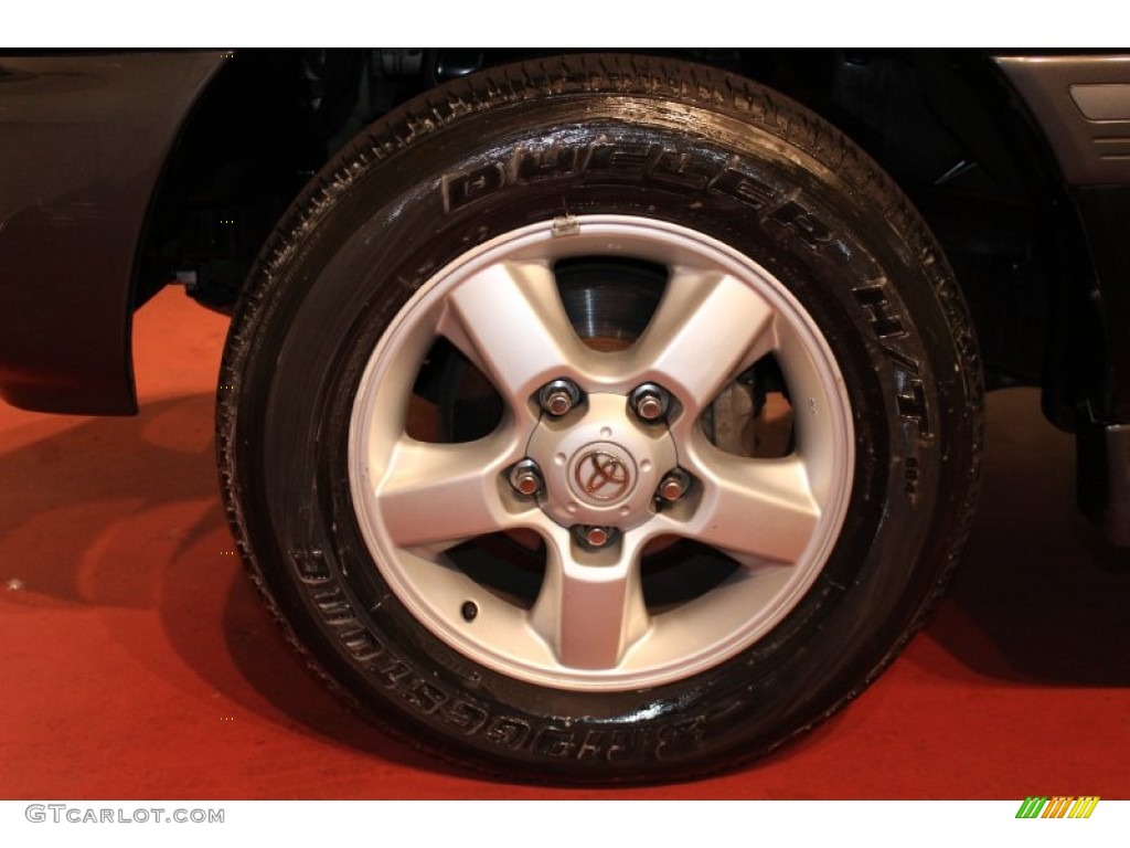 2004 Toyota Land Cruiser Standard Land Cruiser Model Wheel Photos