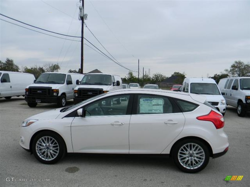 2012 Focus SEL 5-Door - White Platinum Tricoat Metallic / Stone photo #8