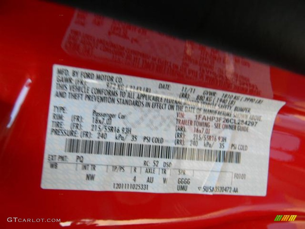 2012 Focus SE Sport Sedan - Race Red / Two-Tone Sport photo #13