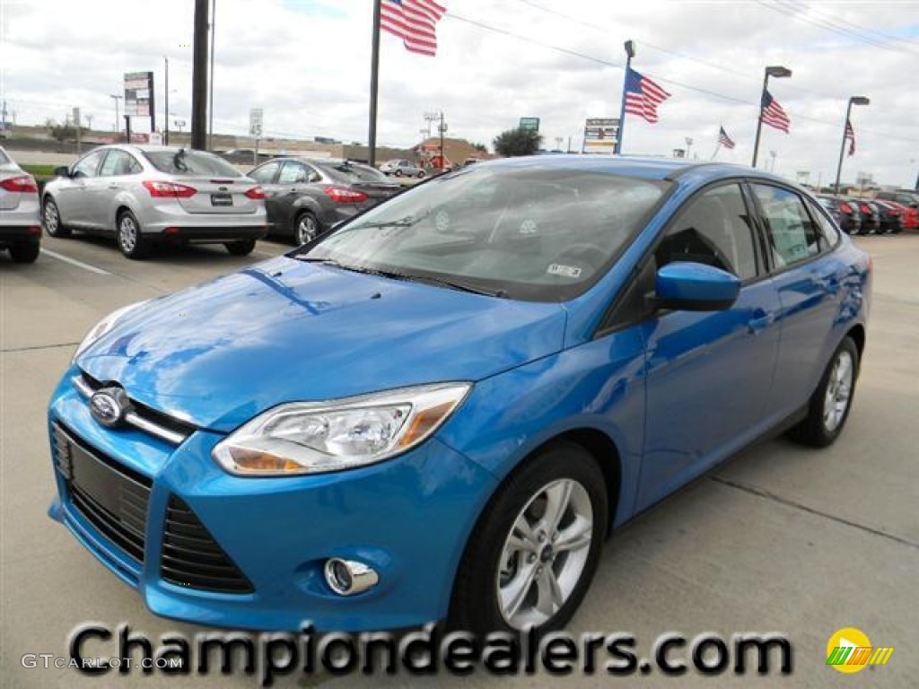 2012 Focus SE Sport Sedan - Blue Candy Metallic / Two-Tone Sport photo #1