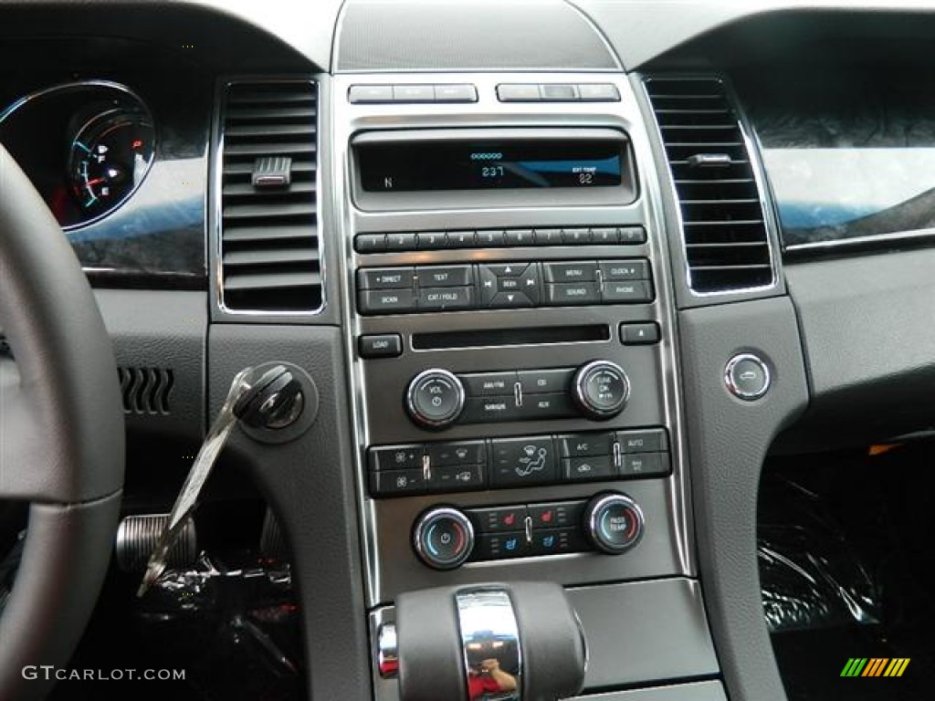 2012 Ford Taurus Limited Controls Photo #58149221