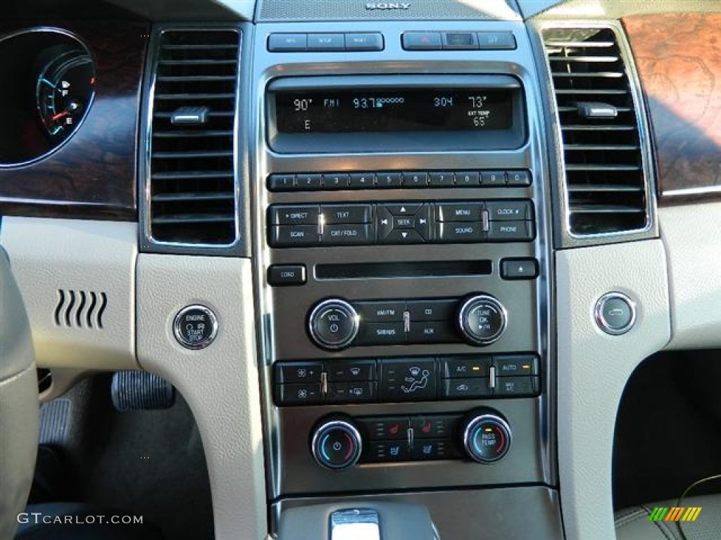 2012 Ford Taurus Limited Controls Photo #58149617