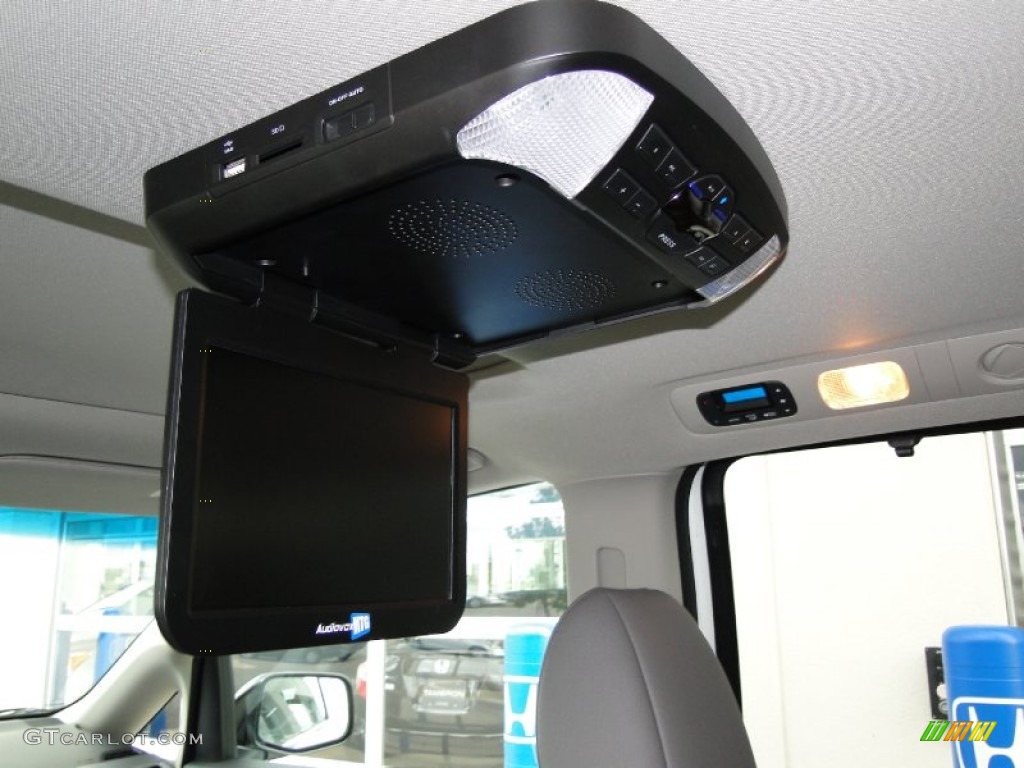 2012 Odyssey EX-L - Taffeta White / Gray photo #32