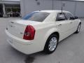 Cool Vanilla White - 300 Touring Walter P. Chryler Executive Series Photo No. 8