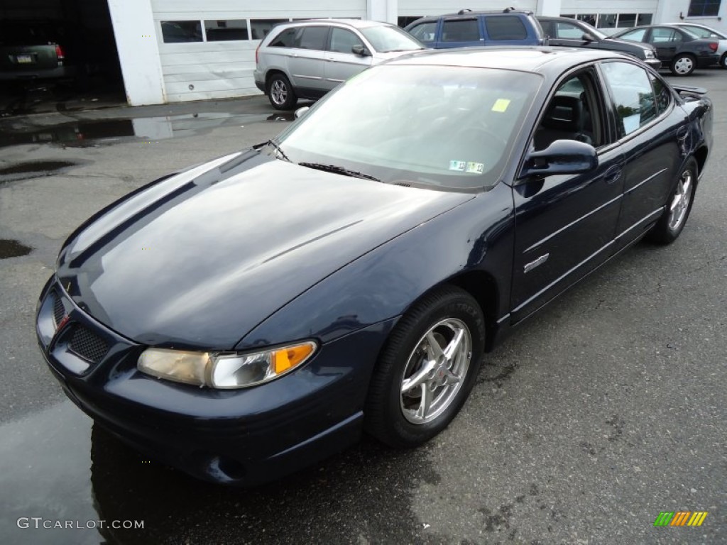 2003 Grand Prix GT Sedan - Blue Black Metallic / Graphite photo #2