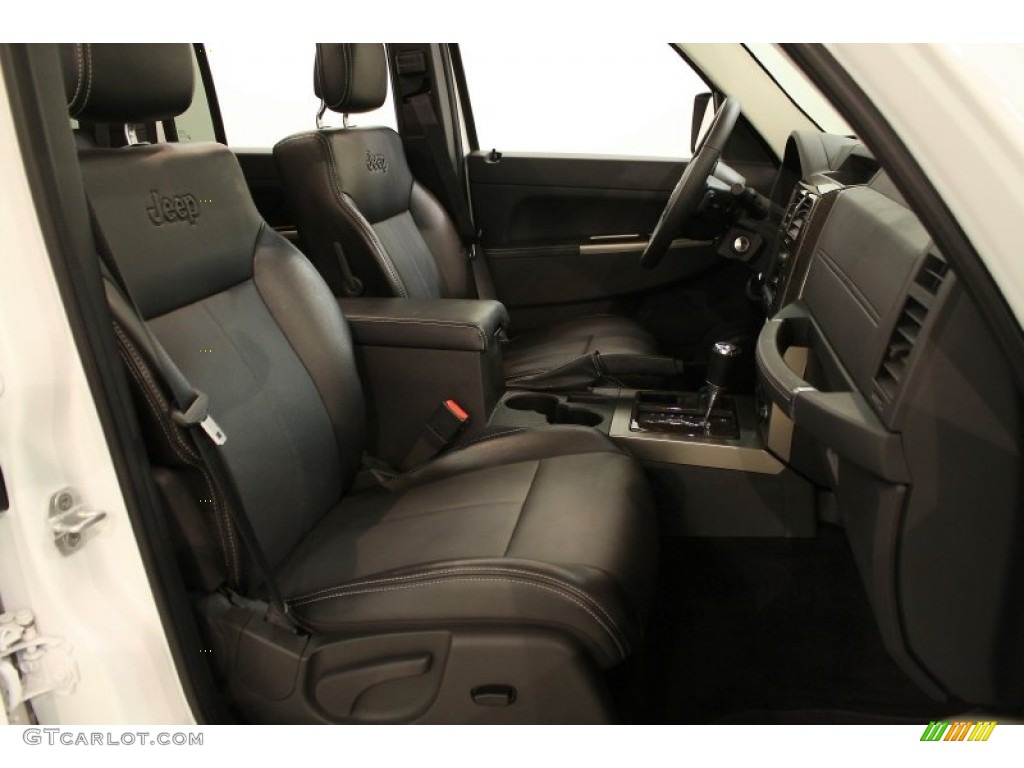 Dark Slate Gray Interior 2011 Jeep Liberty Limited 4x4 Photo #58157256