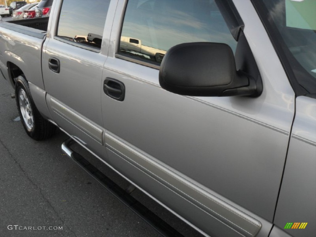 2005 Silverado 1500 LS Crew Cab - Silver Birch Metallic / Dark Charcoal photo #21