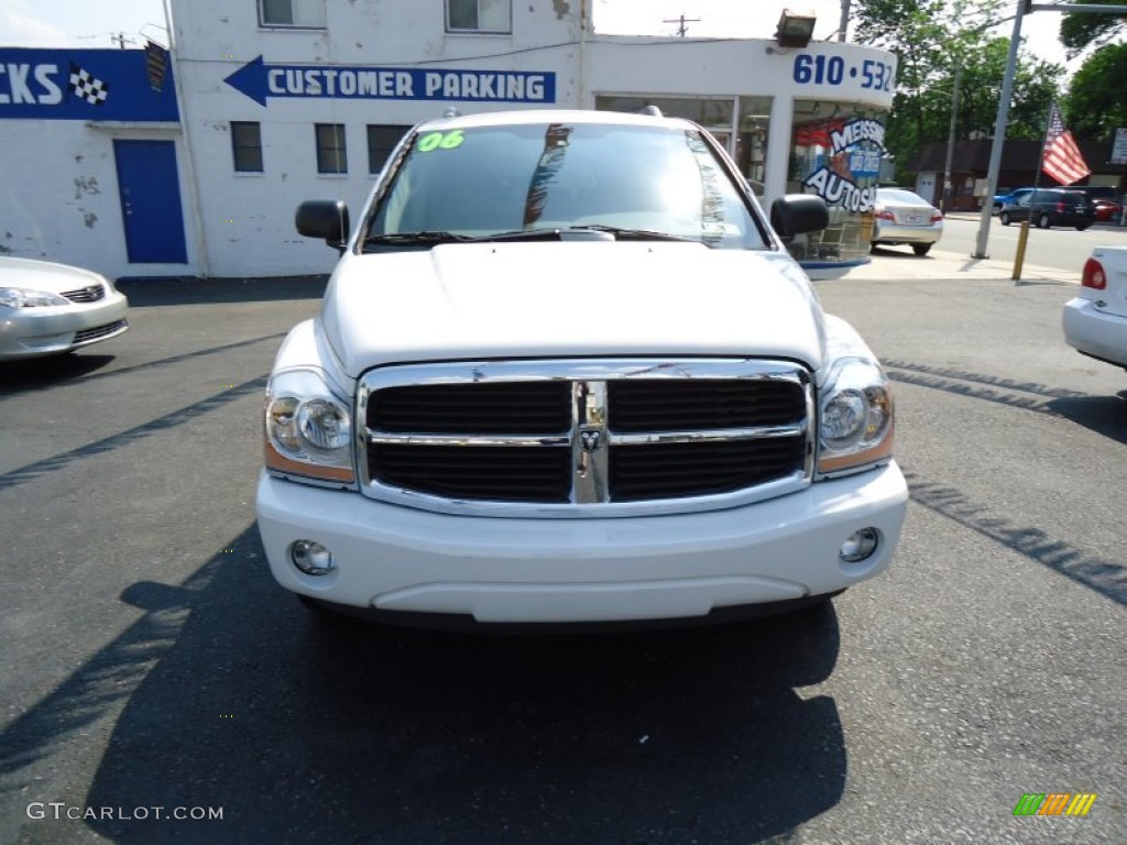 2006 Durango SLT 4x4 - Bright White / Dark Slate Gray/Light Slate Gray photo #3