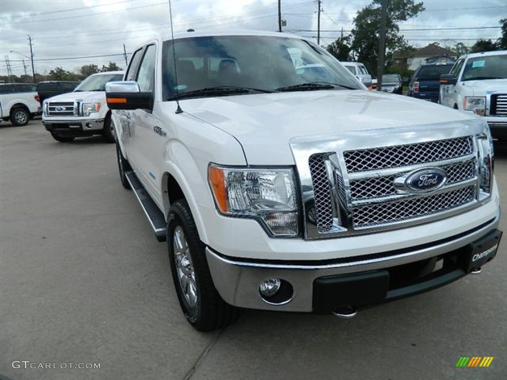 2011 F150 Lariat SuperCrew 4x4 - White Platinum Metallic Tri-Coat / Black photo #4