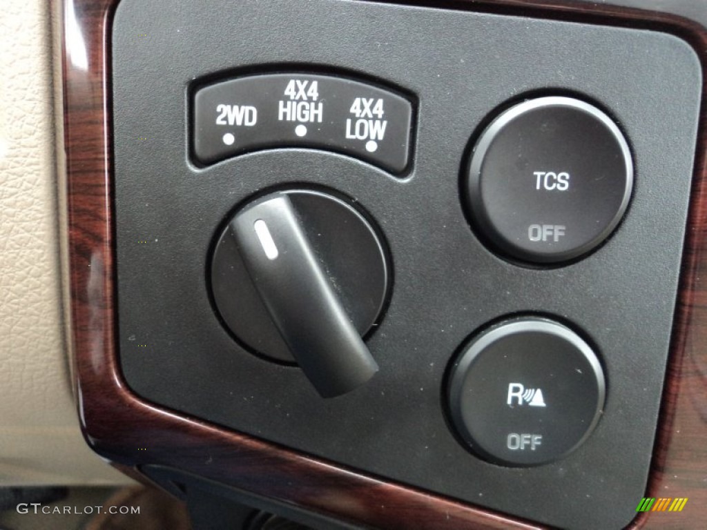 2008 Ford F250 Super Duty Lariat Crew Cab 4x4 Controls Photo #58163147