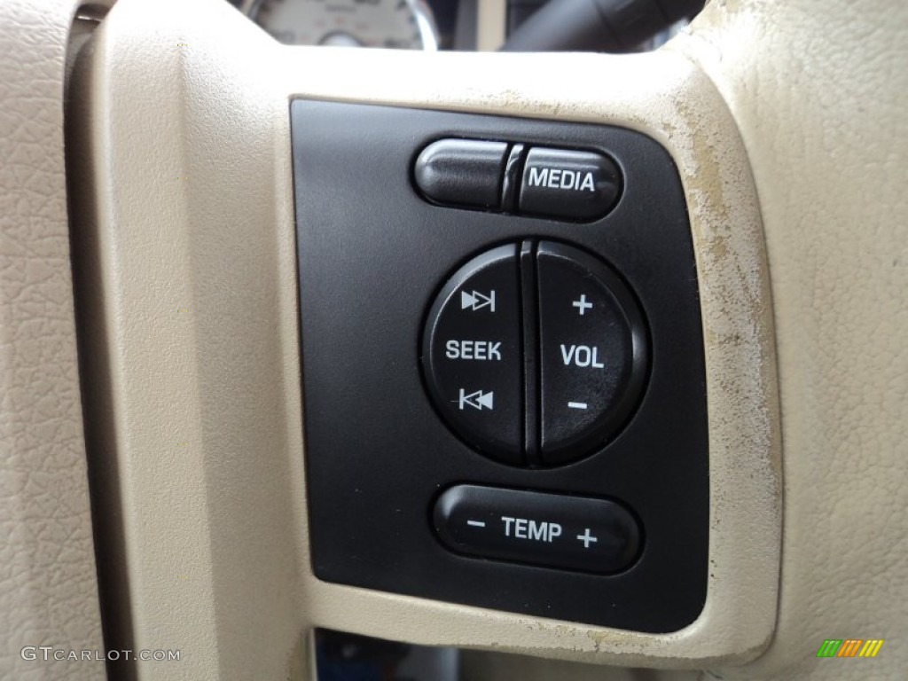 2008 Ford F250 Super Duty Lariat Crew Cab 4x4 Controls Photo #58163168