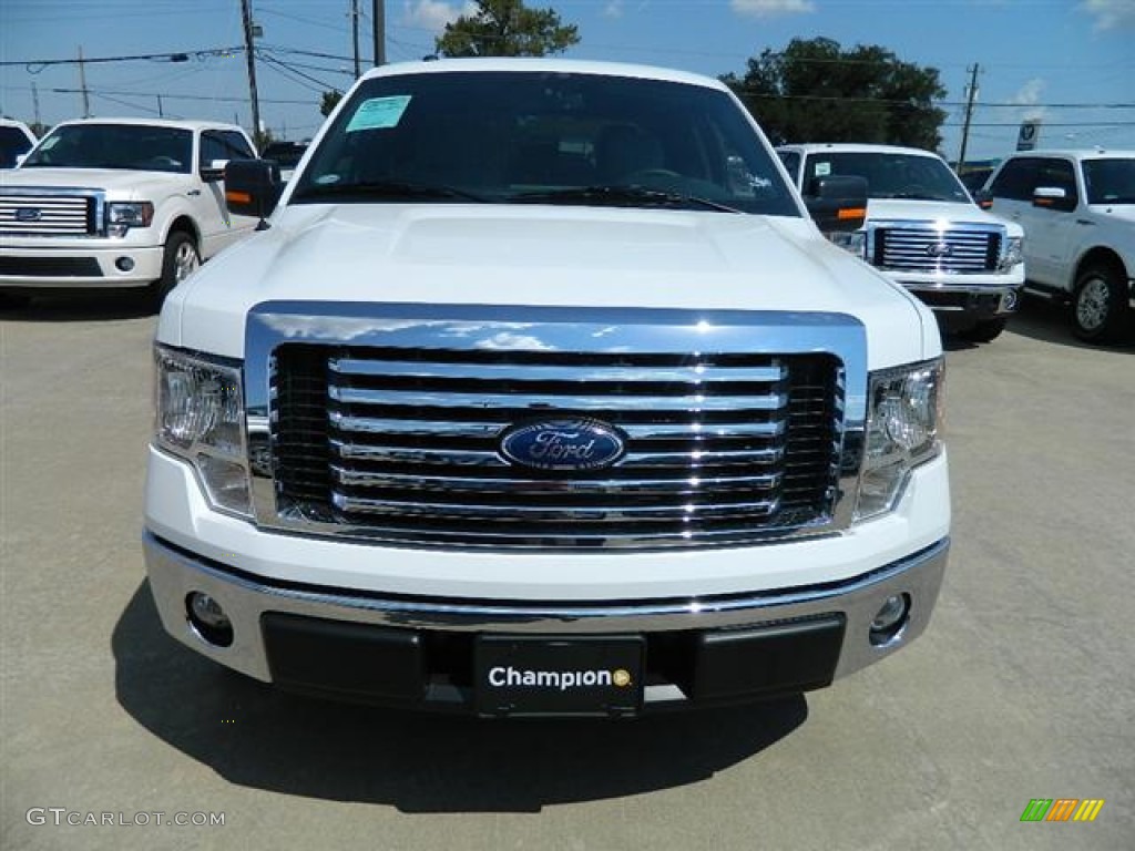 2011 F150 XLT SuperCrew - Oxford White / Steel Gray photo #2