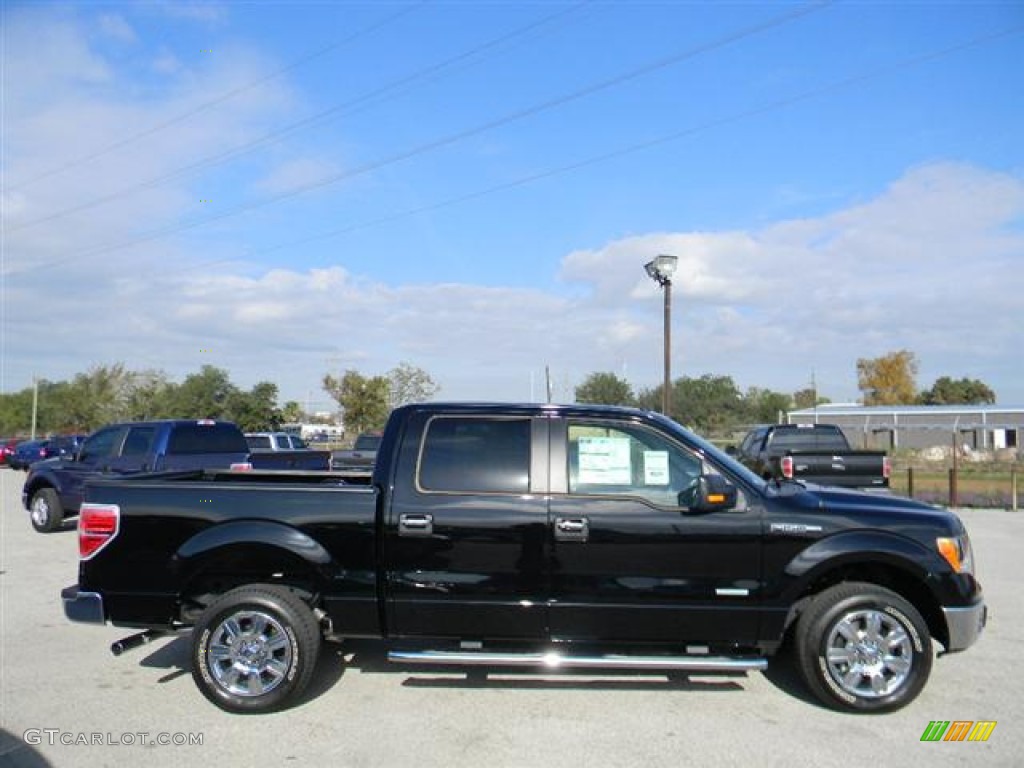 2011 F150 XLT SuperCrew - Ebony Black / Steel Gray photo #4