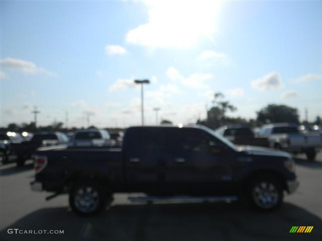 2011 F150 XLT SuperCrew - Dark Blue Pearl Metallic / Steel Gray photo #4