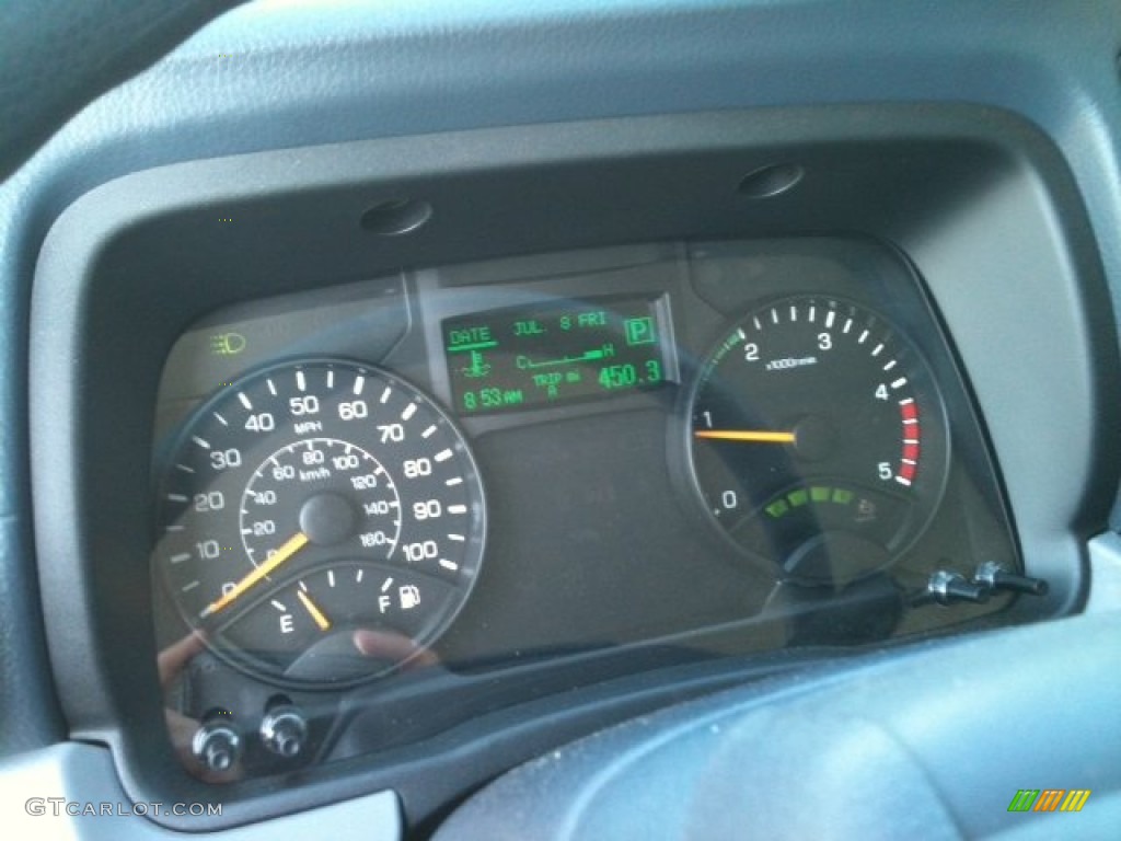 2012 Mitsubishi Fuso Canter FE125 Regular Cab Moving Truck Gauges Photos