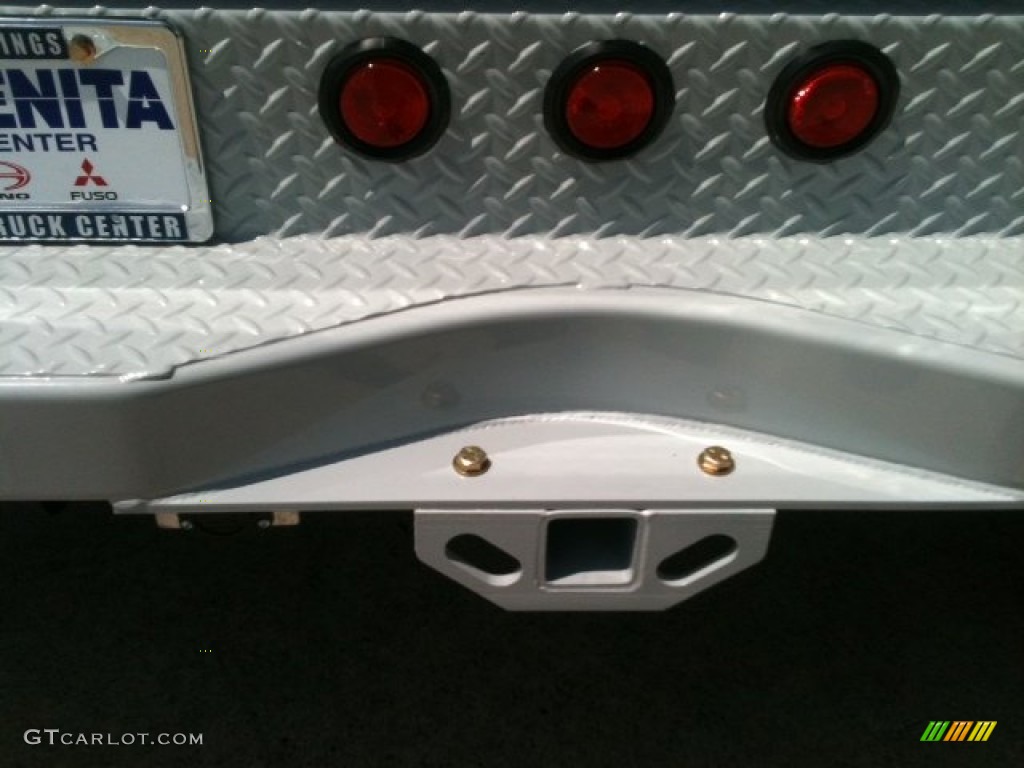 2011 F350 Super Duty XL Regular Cab Chassis Commercial - Oxford White / Steel photo #6