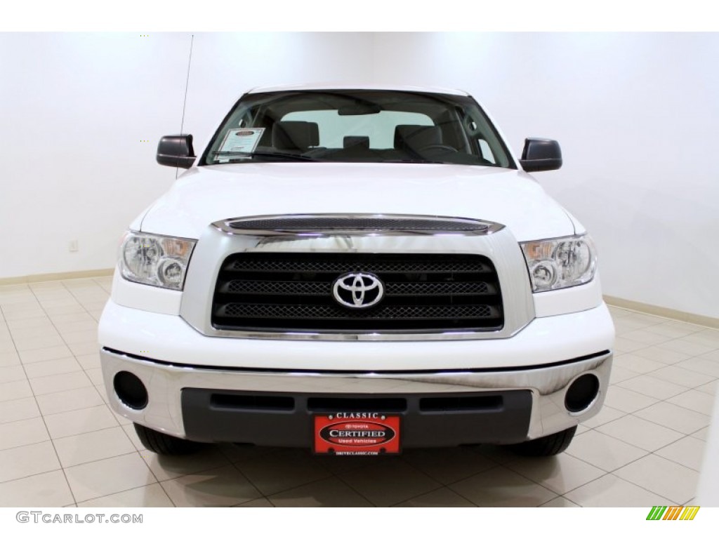 2008 Tundra SR5 Double Cab 4x4 - Super White / Graphite Gray photo #2