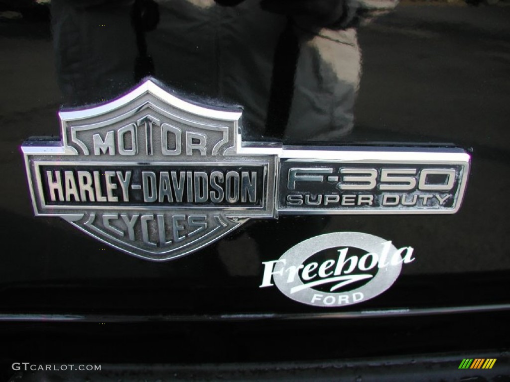2005 F350 Super Duty Harley-Davidson Crew Cab 4x4 - Black / Harley-Davidson Black/Grey photo #24