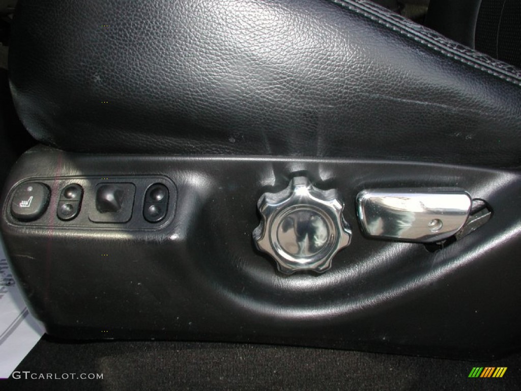 2005 Ford F350 Super Duty Harley-Davidson Crew Cab 4x4 Controls Photo #58168139