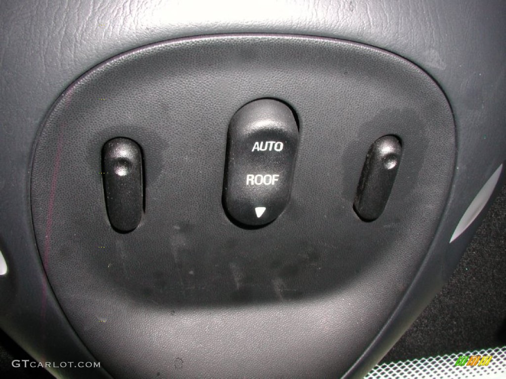 2005 Ford F350 Super Duty Harley-Davidson Crew Cab 4x4 Controls Photo #58168436