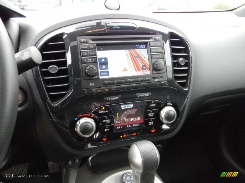 2011 Nissan Juke SL AWD Controls Photo #58175909