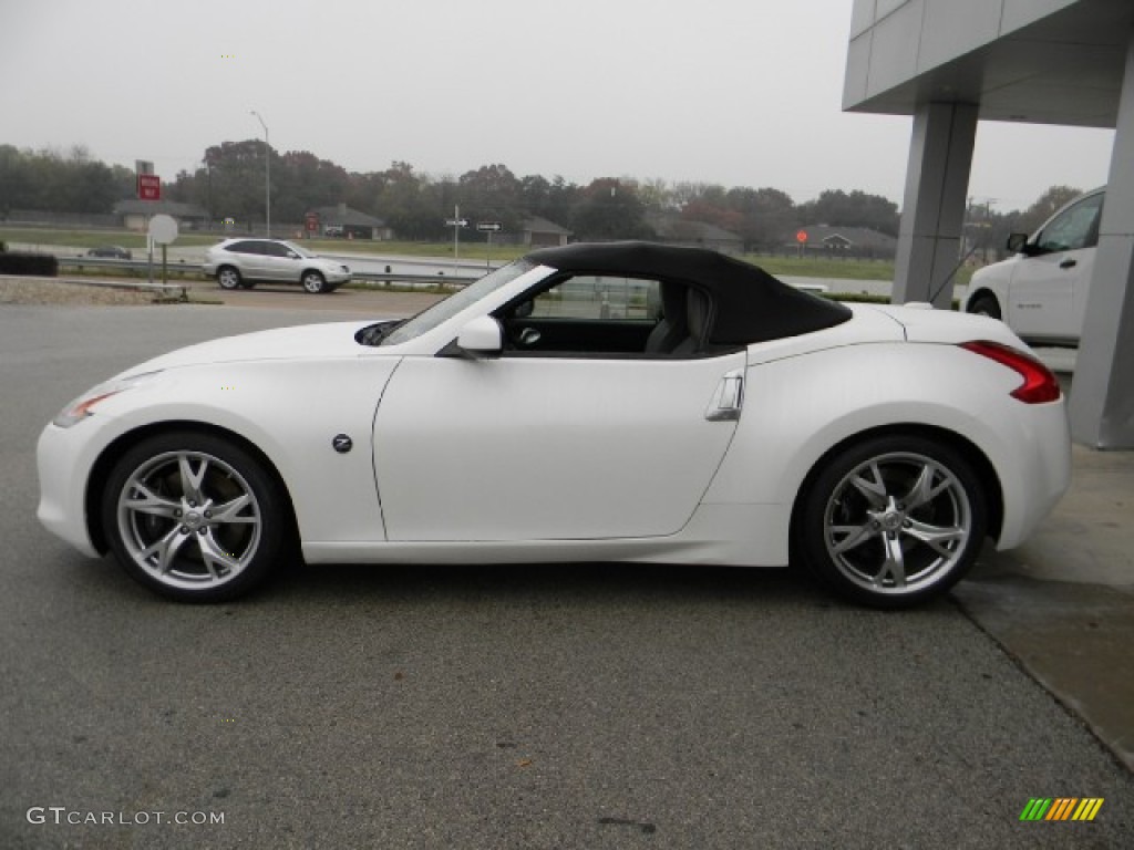 2010 370Z Sport Touring Roadster - Pearl White / Gray Leather photo #5