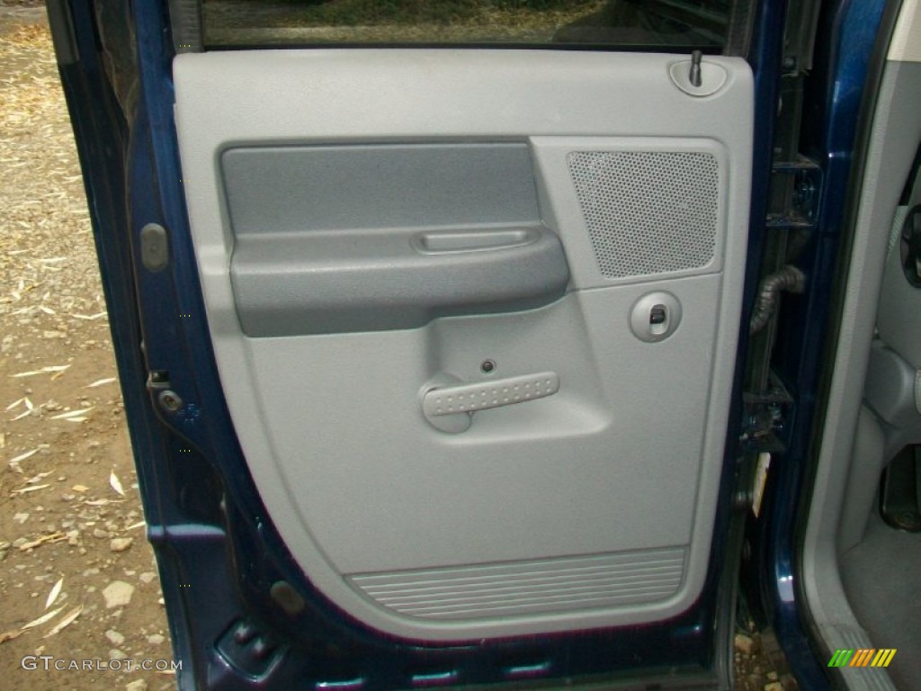 2007 Ram 1500 ST Quad Cab 4x4 - Patriot Blue Pearl / Medium Slate Gray photo #30