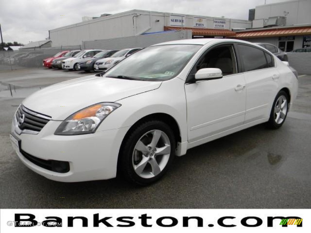 2008 Altima 3.5 SE - Winter Frost Pearl / Blond photo #1