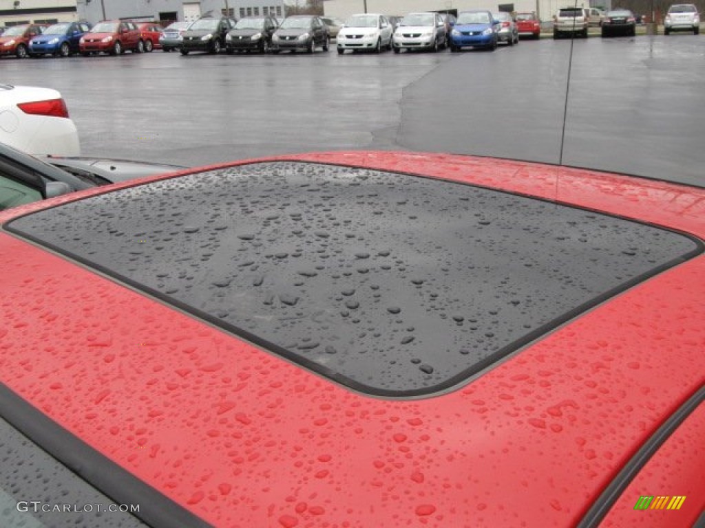 2003 Cavalier Coupe - Victory Red / Graphite Gray photo #4