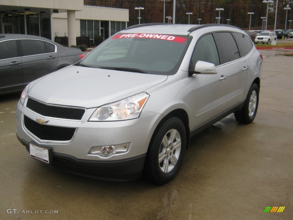 2010 Traverse LT AWD - Silver Ice Metallic / Ebony photo #1