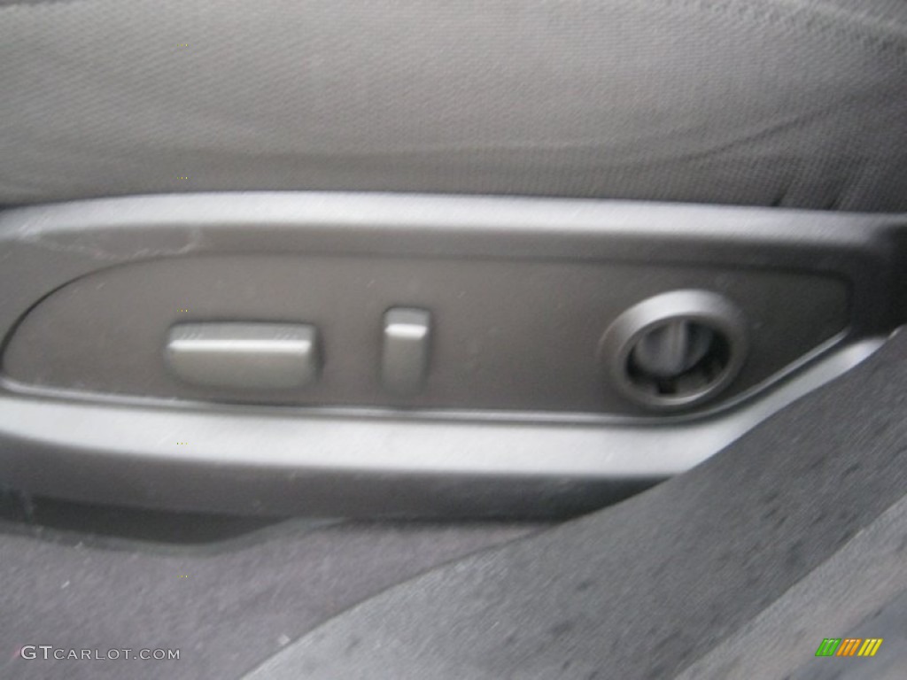 2010 Traverse LT AWD - Silver Ice Metallic / Ebony photo #12