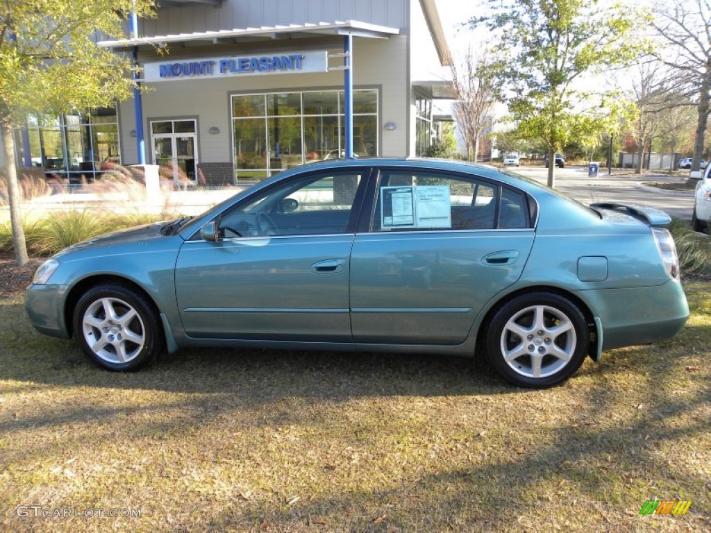 2002 Altima 3.5 SE - Seascape Light Blue / Charcoal Black photo #2