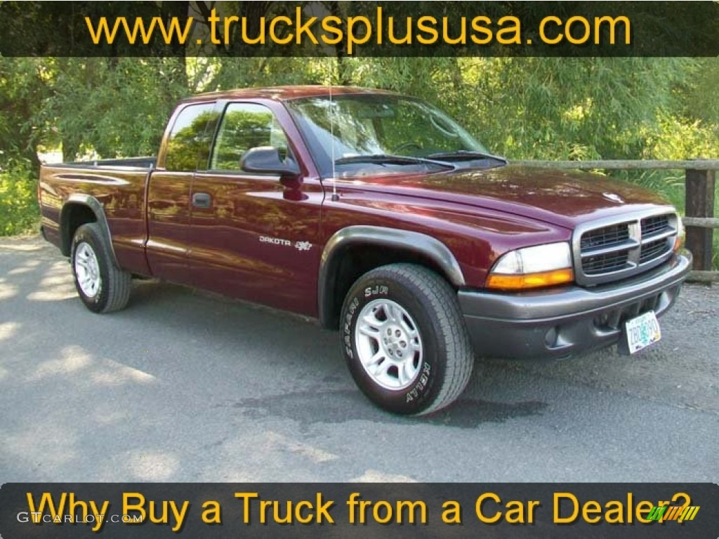 2002 Dakota SXT Club Cab - Dark Garnet Red Pearl / Dark Slate Gray photo #1