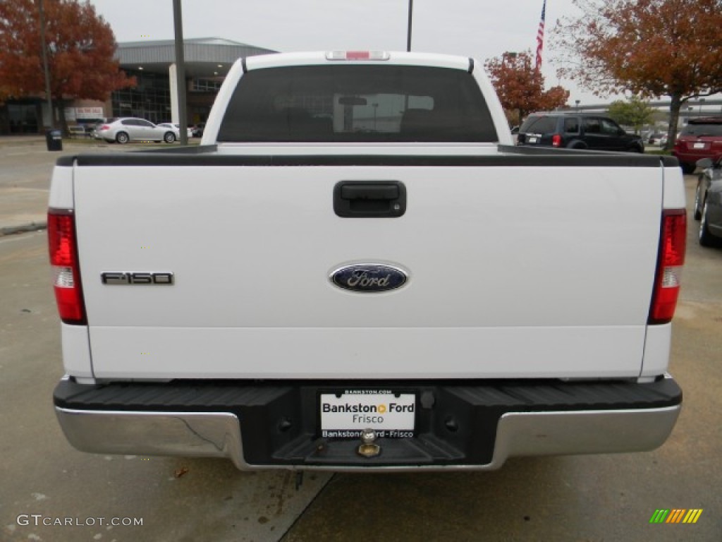 2006 F150 XLT SuperCrew - Oxford White / Medium/Dark Flint photo #4