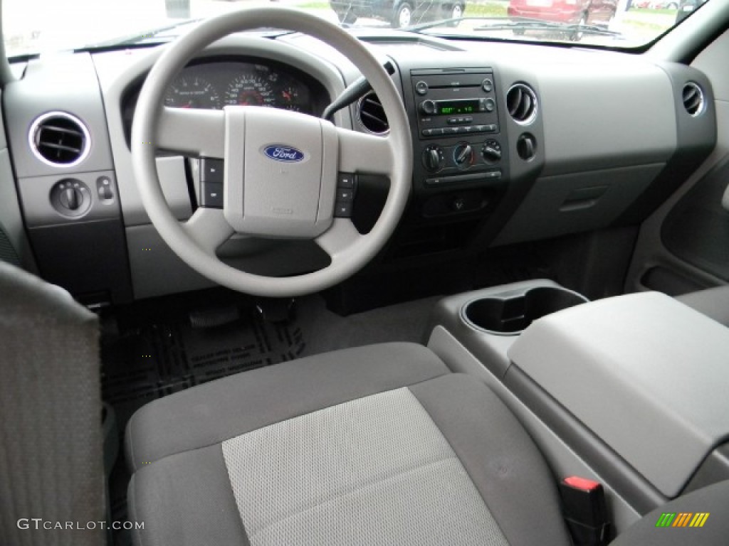 2006 F150 XLT SuperCrew - Oxford White / Medium/Dark Flint photo #8