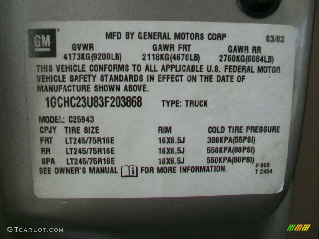 2003 Silverado 2500HD LS Crew Cab - Light Pewter Metallic / Dark Charcoal photo #33