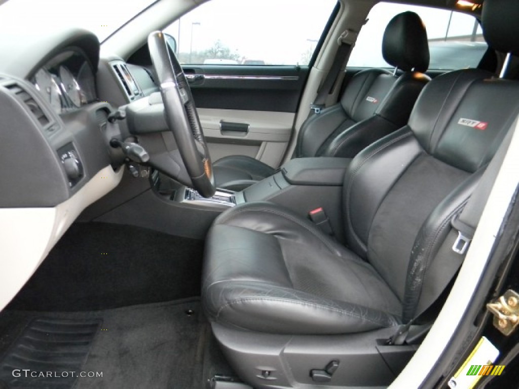 Dark Slate Gray/Light Graystone Interior 2006 Chrysler 300 C SRT8 Photo #58187665