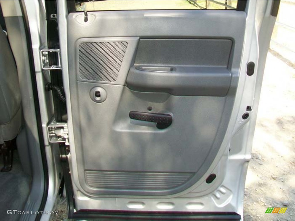 2008 Ram 3500 Big Horn Edition Quad Cab 4x4 - Bright Silver Metallic / Medium Slate Gray photo #27